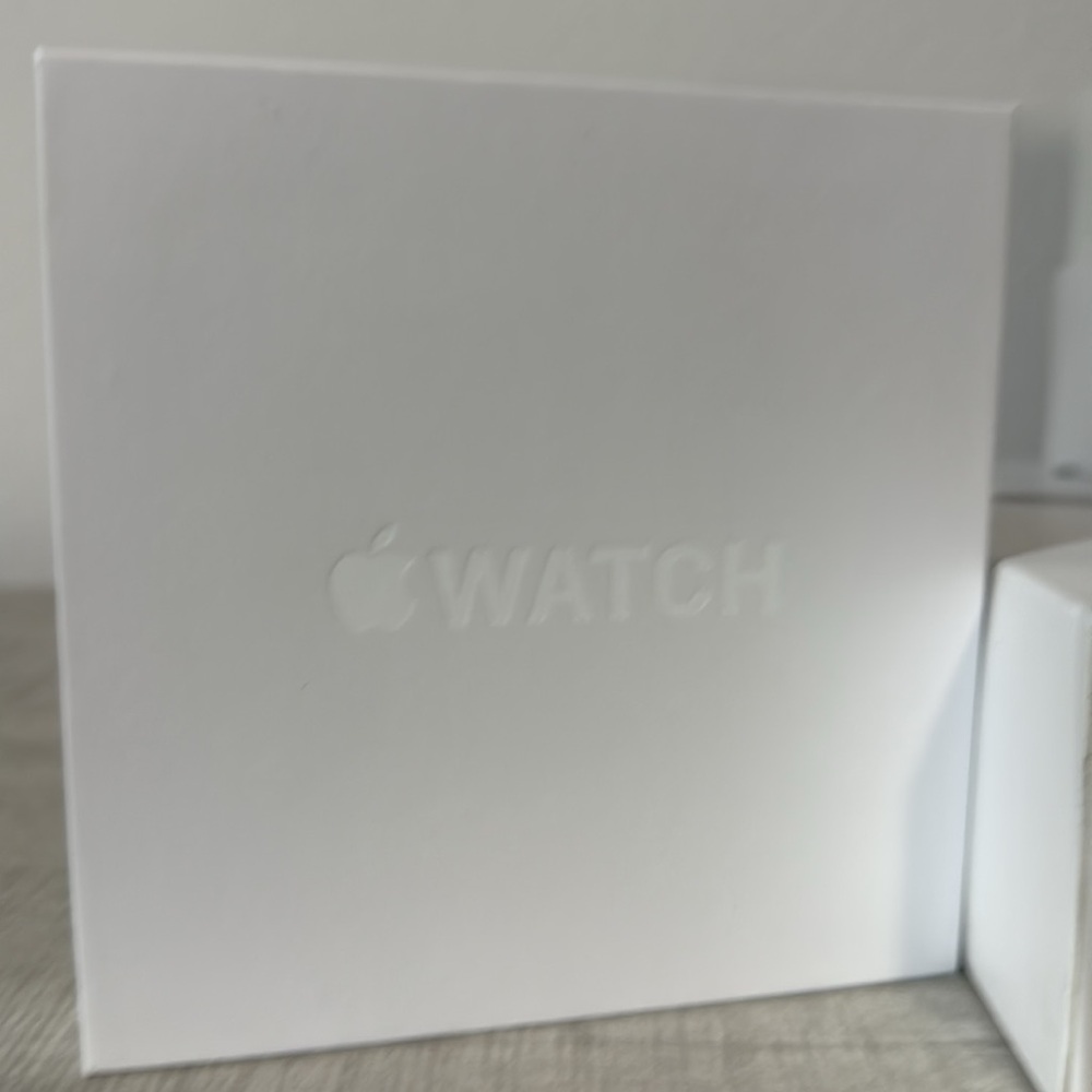 Apple Device Box Set - Picture 3 of 6